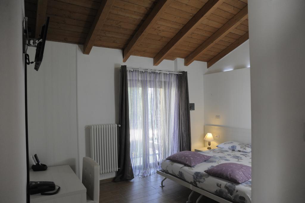 Al Castello Bed And Breakfast Cornate d'Adda Luaran gambar