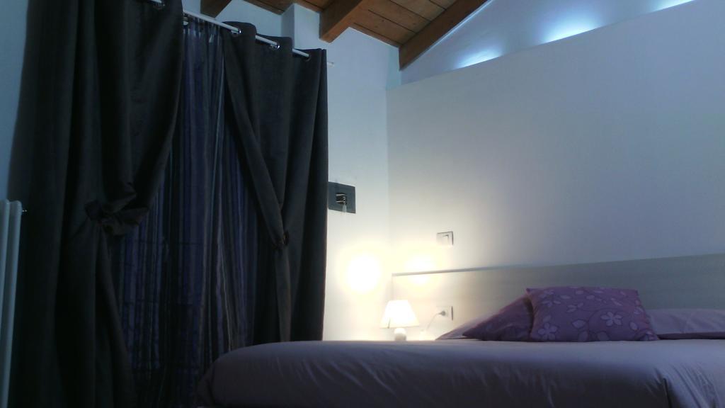 Al Castello Bed And Breakfast Cornate d'Adda Luaran gambar